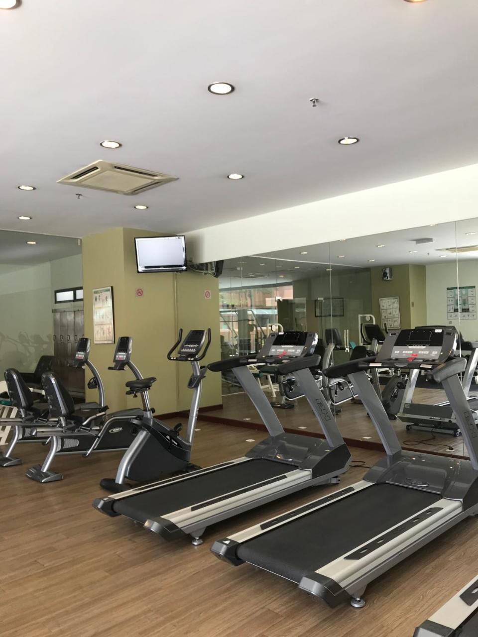 Times Square Residences Kuala Lumpur Bagian luar foto
