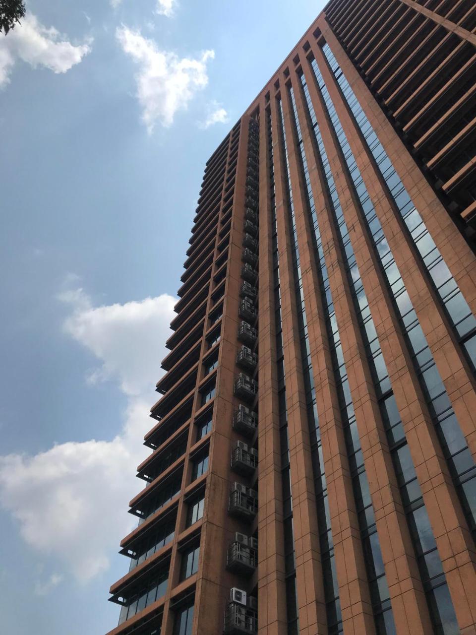 Times Square Residences Kuala Lumpur Bagian luar foto